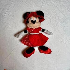 Disney Minnie Mouse 2025 Limited Edition Valentine’s Day Plush – Good Condition